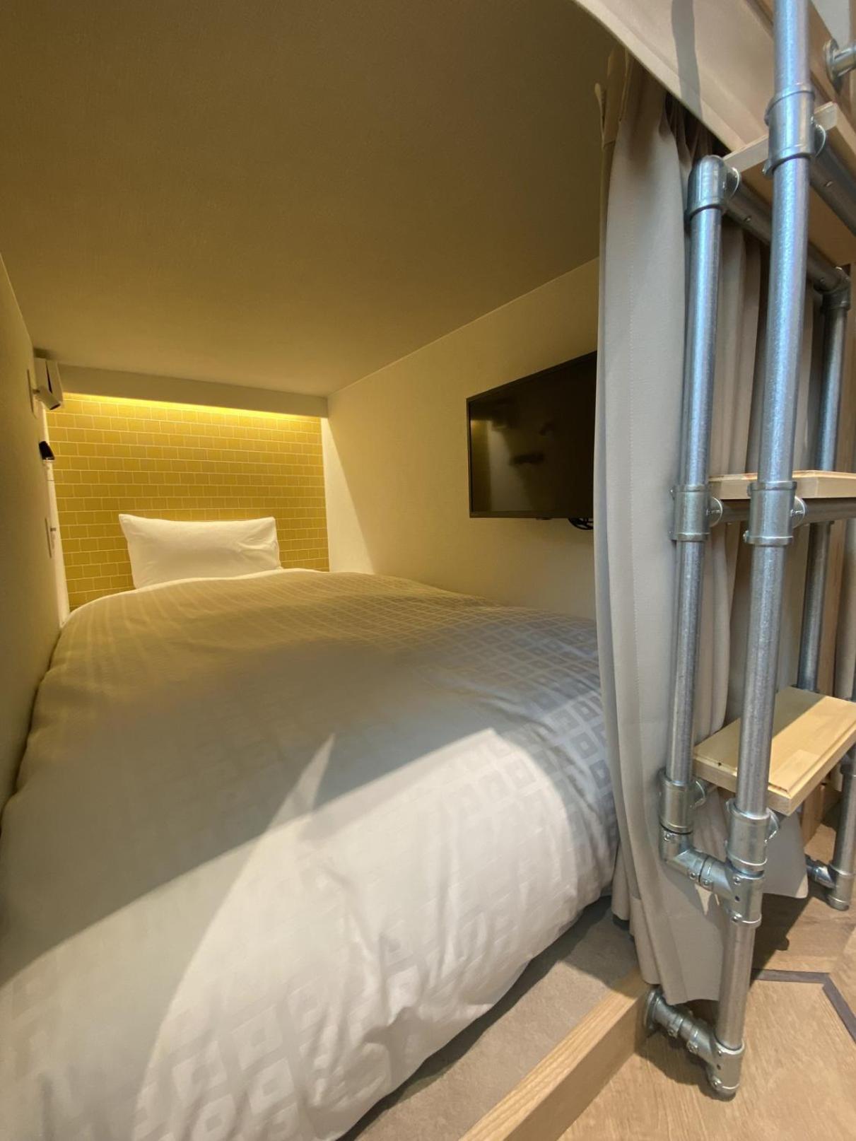 Oak Hotel